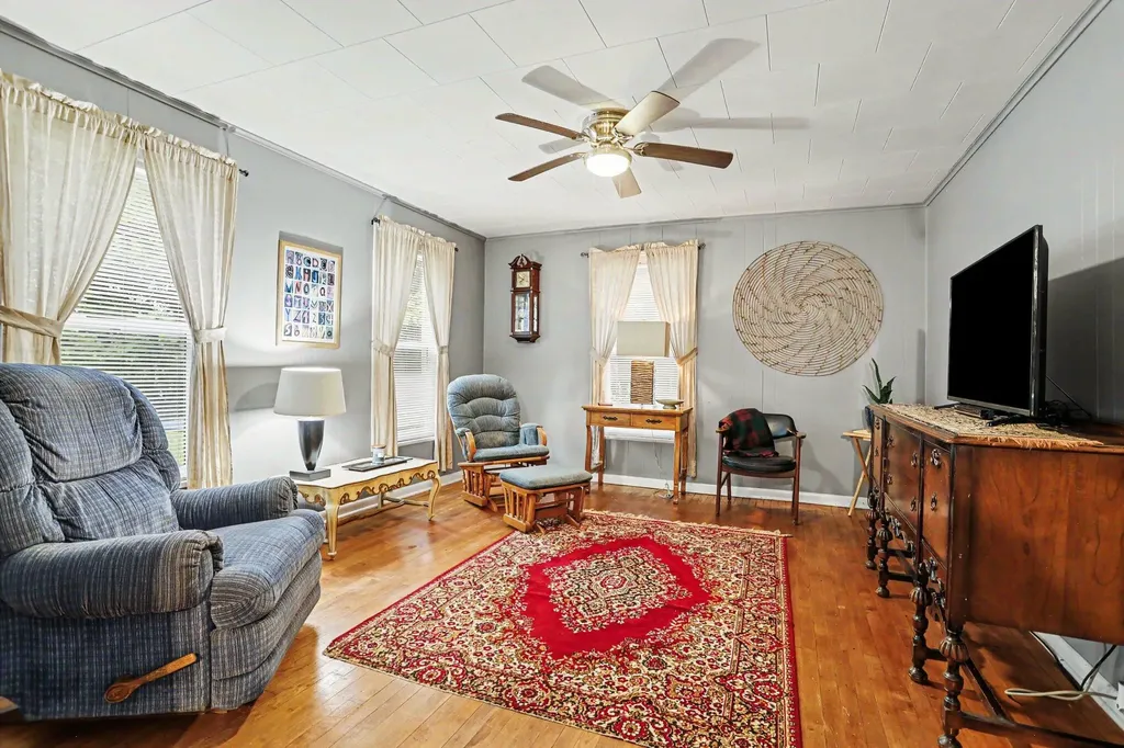 330 Catherine Court Allegan City MI 49010