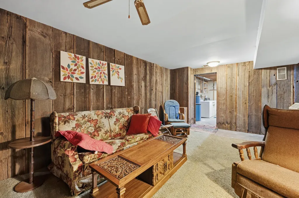 1686 Sherwood Avenue Dorr Township MI 49323