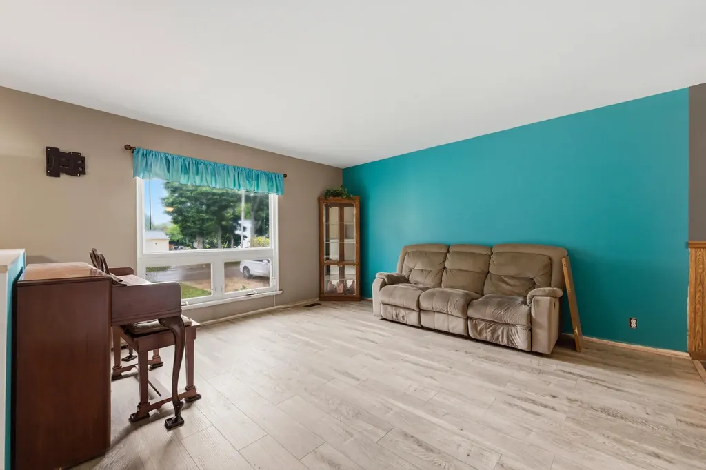 1686 Sherwood Avenue Dorr Township MI 49323