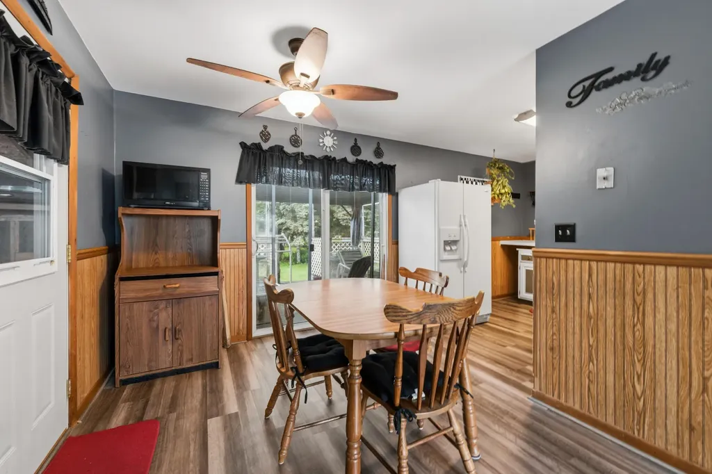 1686 Sherwood Avenue Dorr Township MI 49323