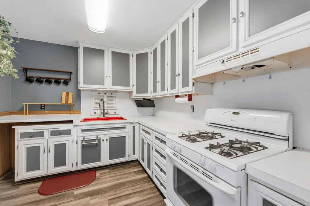 1686 Sherwood Avenue Dorr Township MI 49323