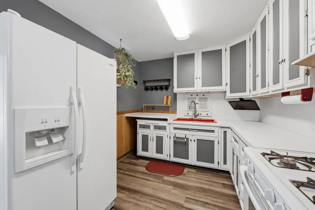 1686 Sherwood Avenue Dorr Township MI 49323