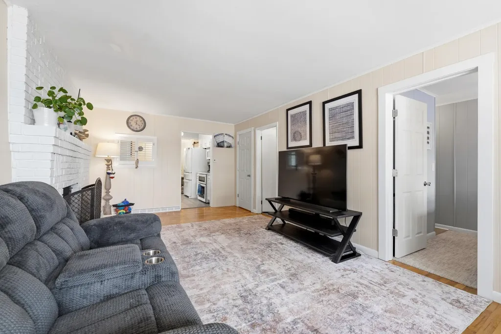 1153 Wall Lake Drive Hope Township MI 49046