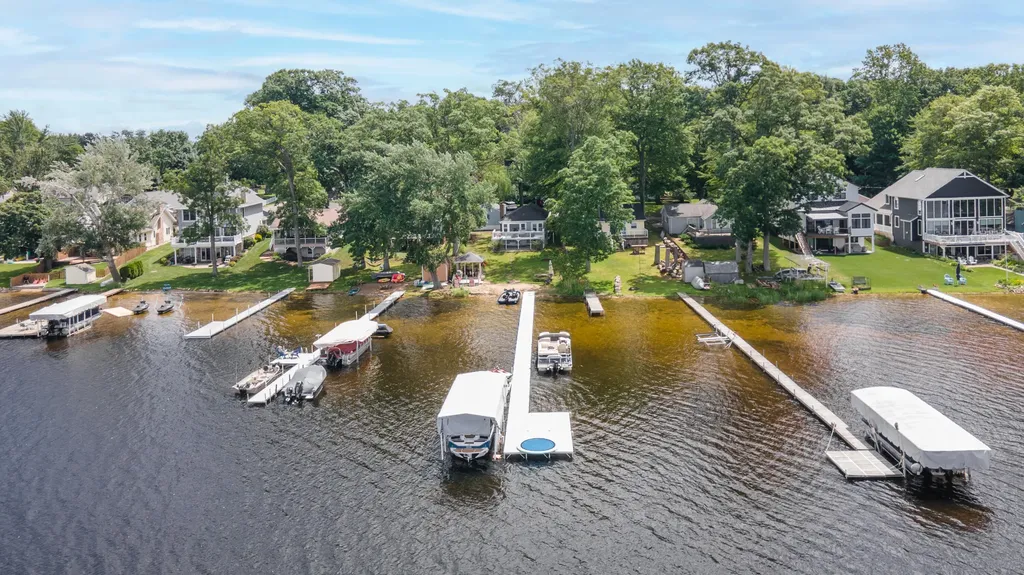 1153 Wall Lake Drive Hope Township MI 49046