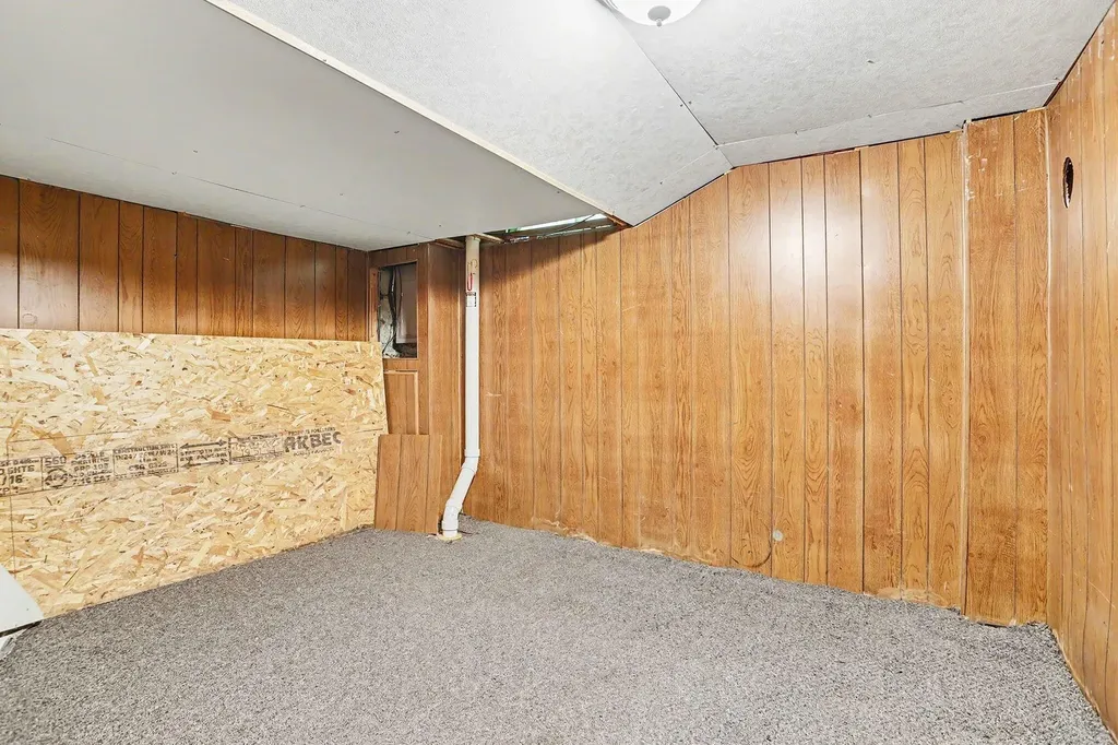 1231 Bronx Avenue Kalamazoo Charter Township MI 49048