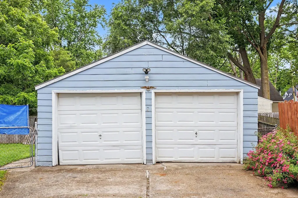 1231 Bronx Avenue Kalamazoo Charter Township MI 49048