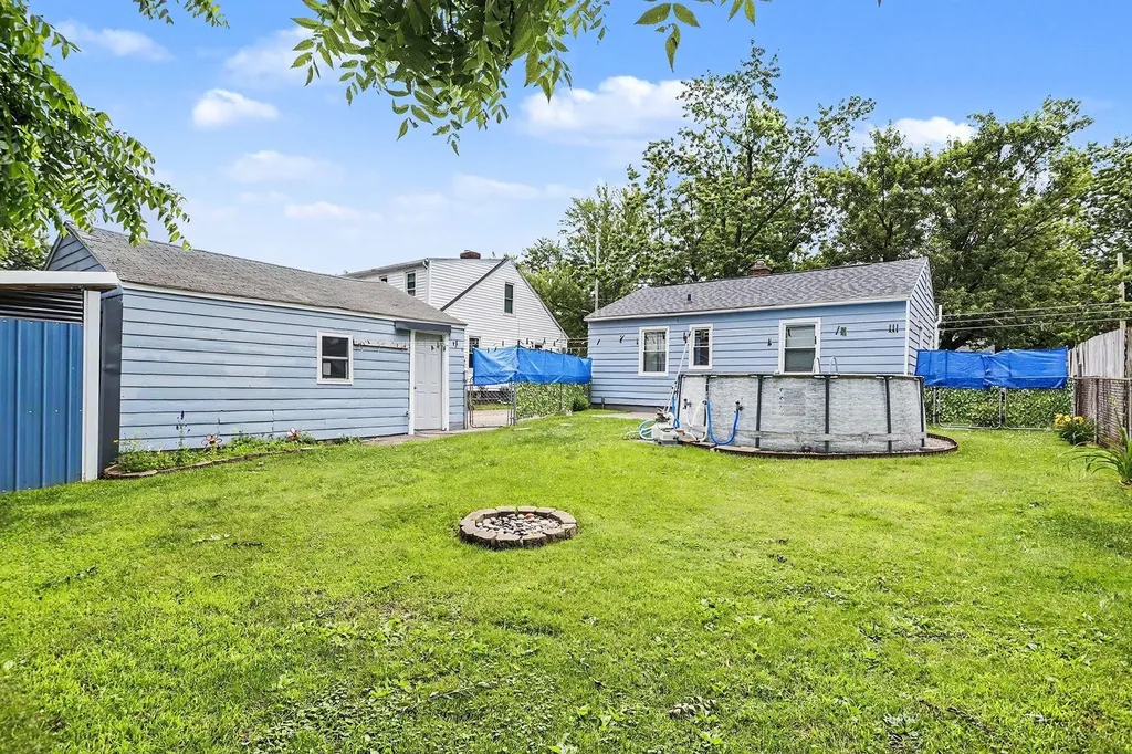 1231 Bronx Avenue Kalamazoo Charter Township MI 49048