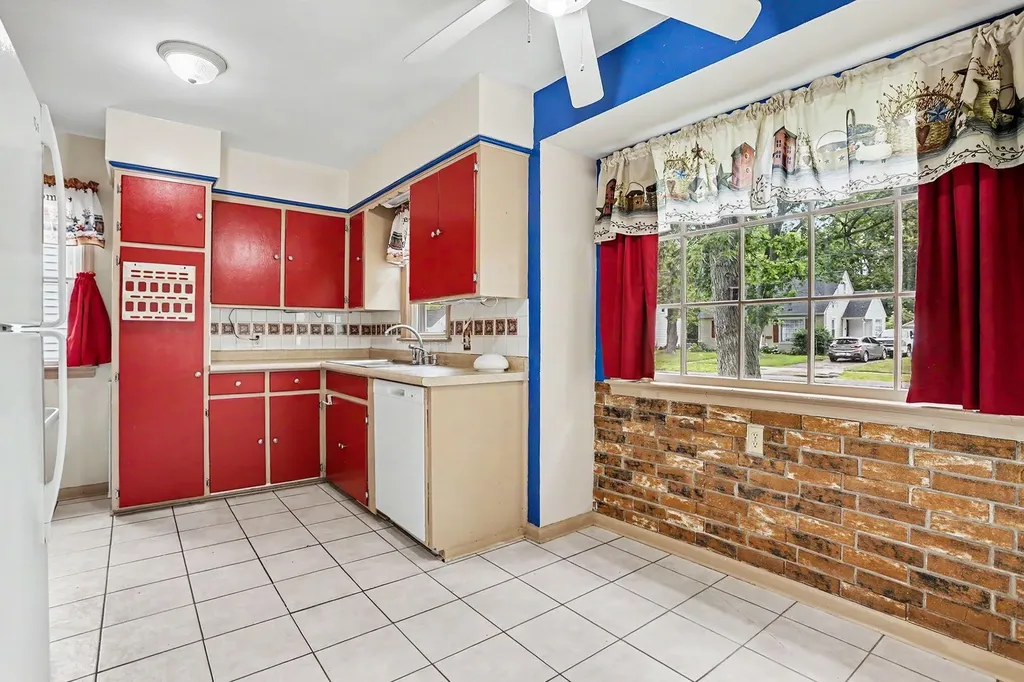 1231 Bronx Avenue Kalamazoo Charter Township MI 49048