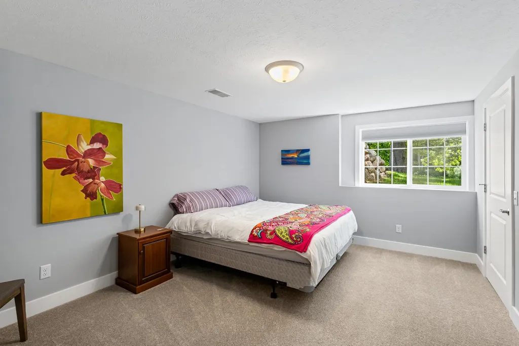 2213 Hunters Pond Comstock Charter Township MI 49048