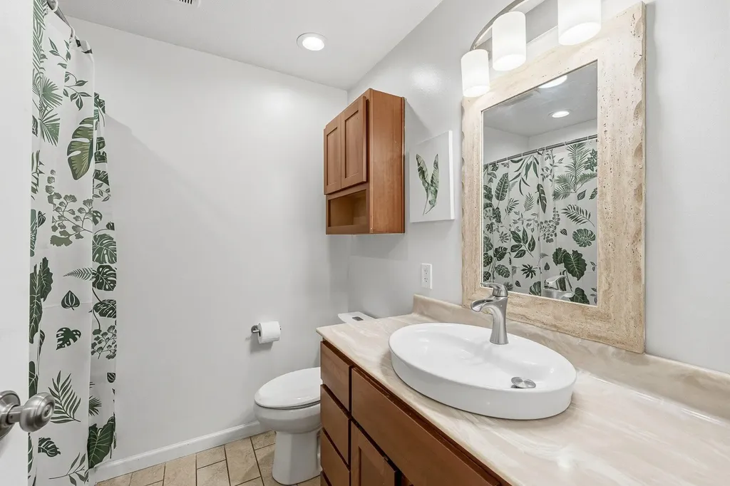 1218 Pinehurst Boulevard Kalamazoo Charter Township MI 49006