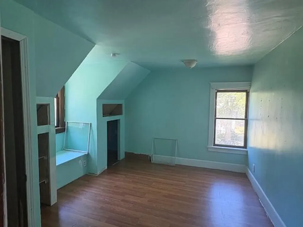 504 S Center Street Hartford City MI 49057