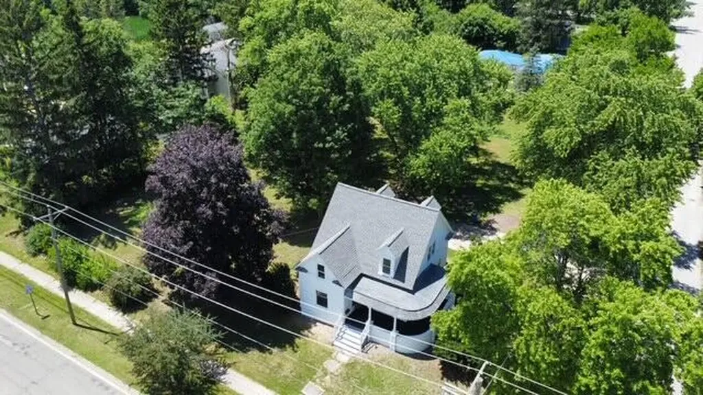 504 S Center Street Hartford City MI 49057