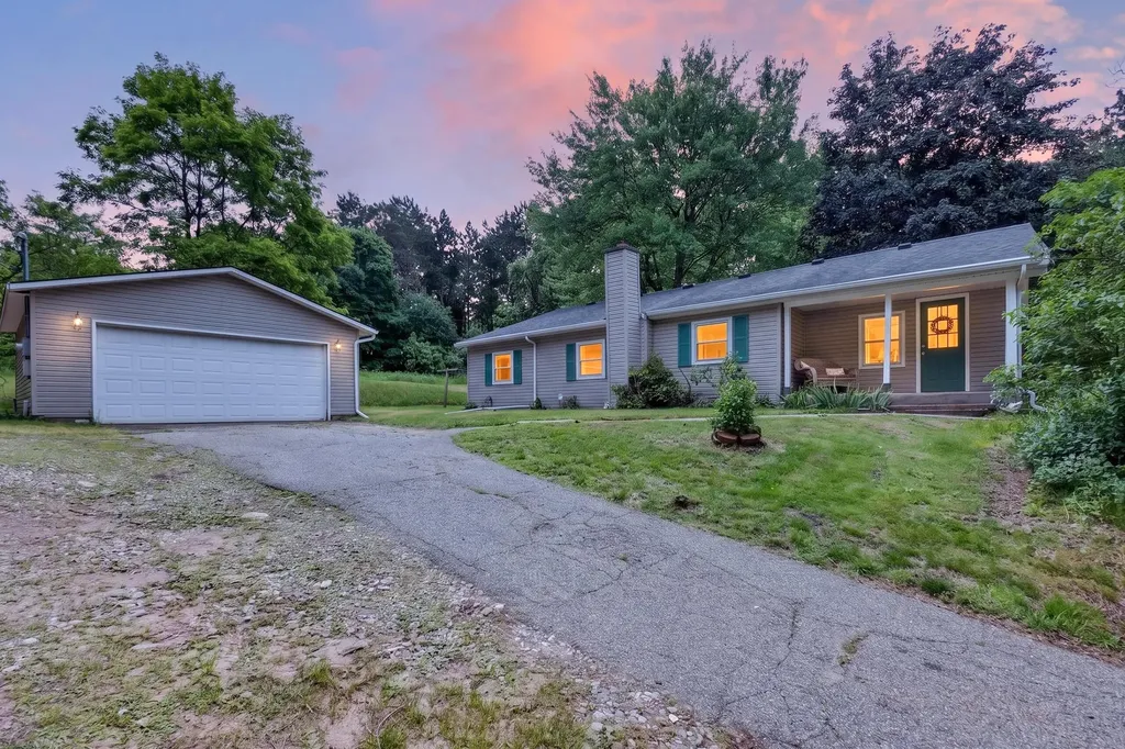 23750 N Uldriks Drive Bedford Charter Township MI 49017