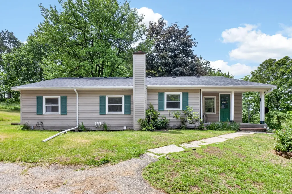 23750 N Uldriks Drive Bedford Charter Township MI 49017