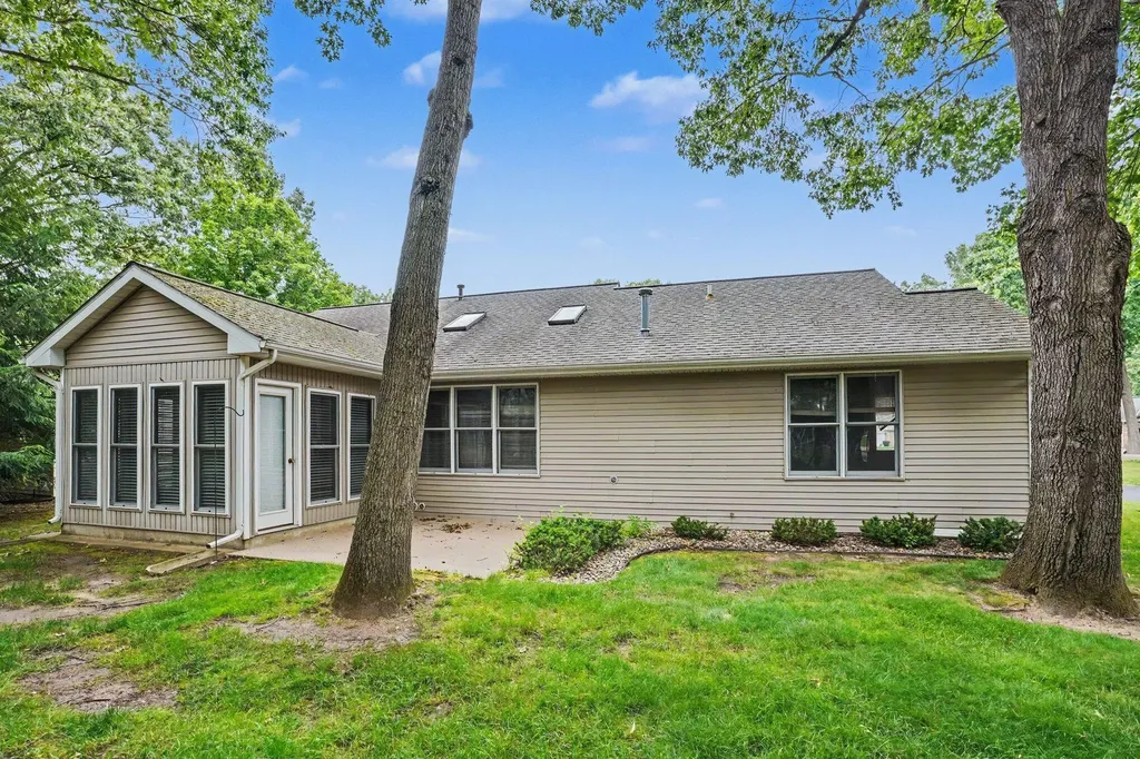 1498 Estero Drive Portage City MI 49002