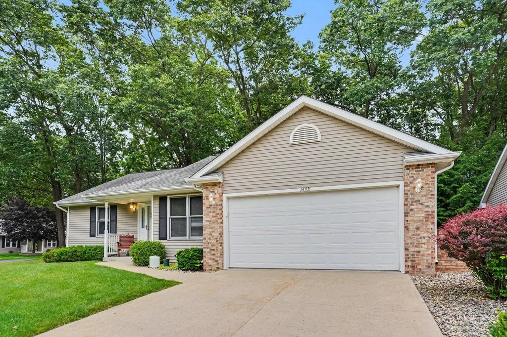 1498 Estero Drive Portage City MI 49002