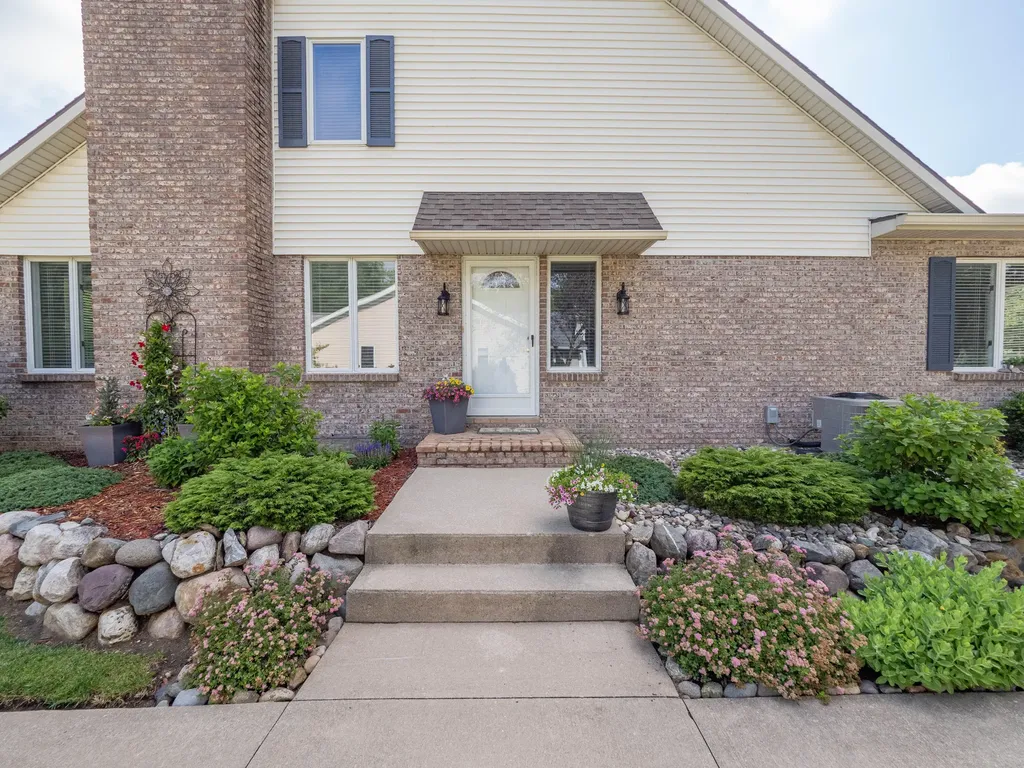 6669 W H Avenue Oshtemo Charter Township MI 49009