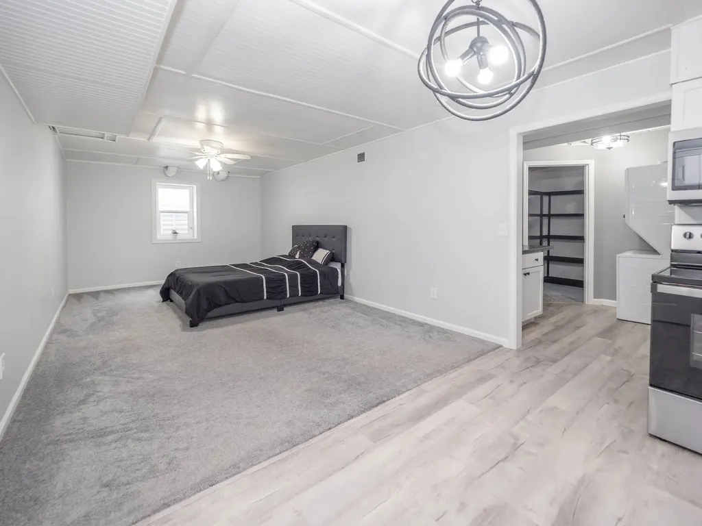 6669 W H Avenue Oshtemo Charter Township MI 49009