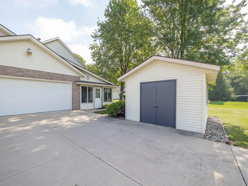 6669 W H Avenue Oshtemo Charter Township MI 49009