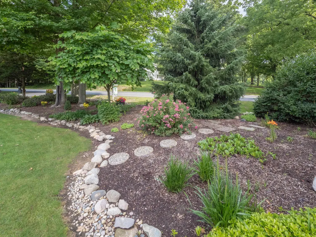 6669 W H Avenue Oshtemo Charter Township MI 49009