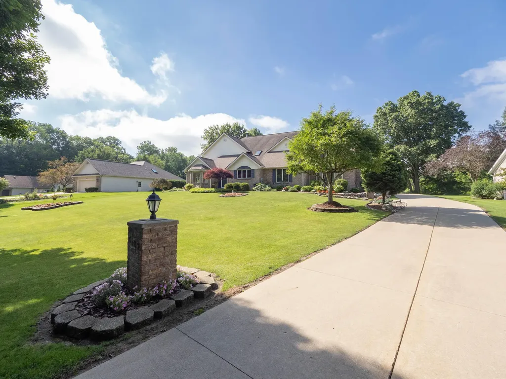 6669 W H Avenue Oshtemo Charter Township MI 49009