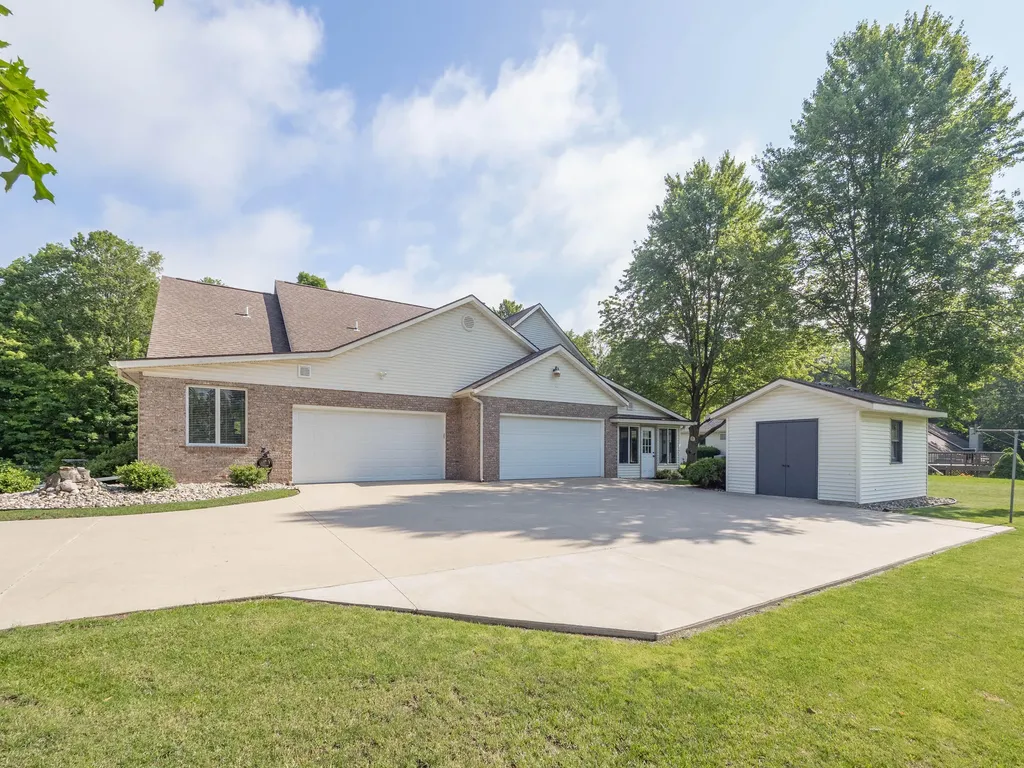 6669 W H Avenue Oshtemo Charter Township MI 49009