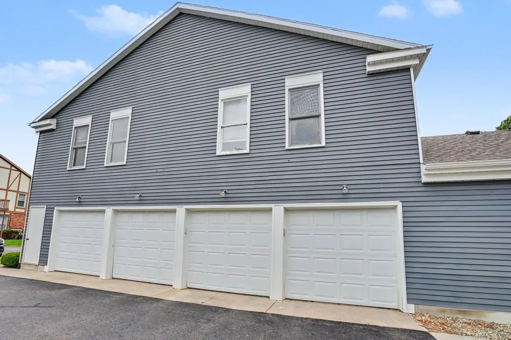 1732 Valleywood Court Portage City MI 49024