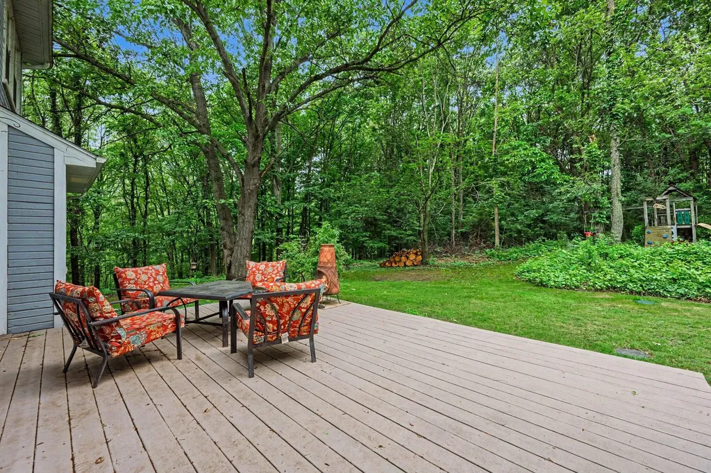 22300 Wynsmythe Drive Antwerp Township MI 49071