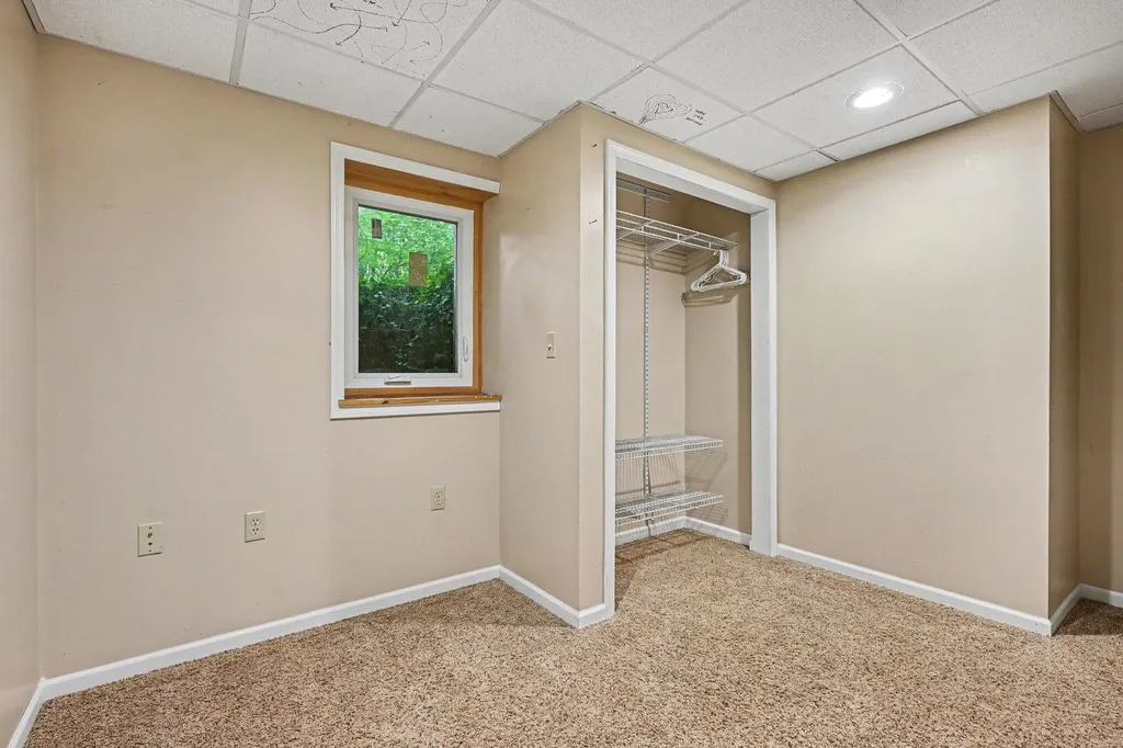 22300 Wynsmythe Drive Antwerp Township MI 49071