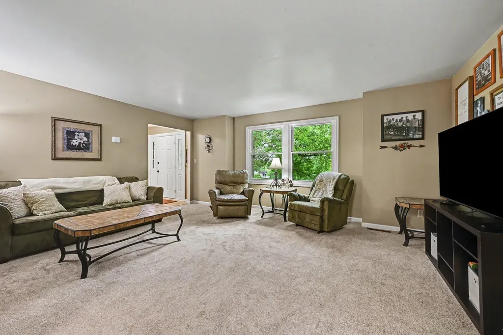 22300 Wynsmythe Drive Antwerp Township MI 49071