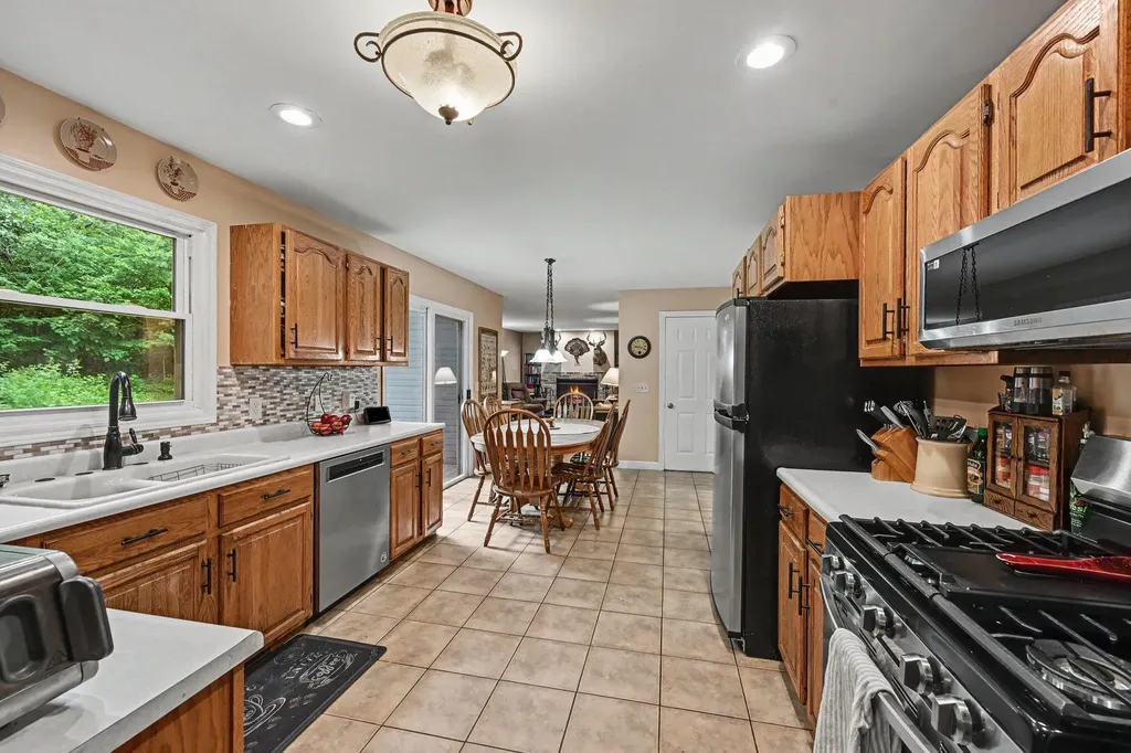 22300 Wynsmythe Drive Antwerp Township MI 49071