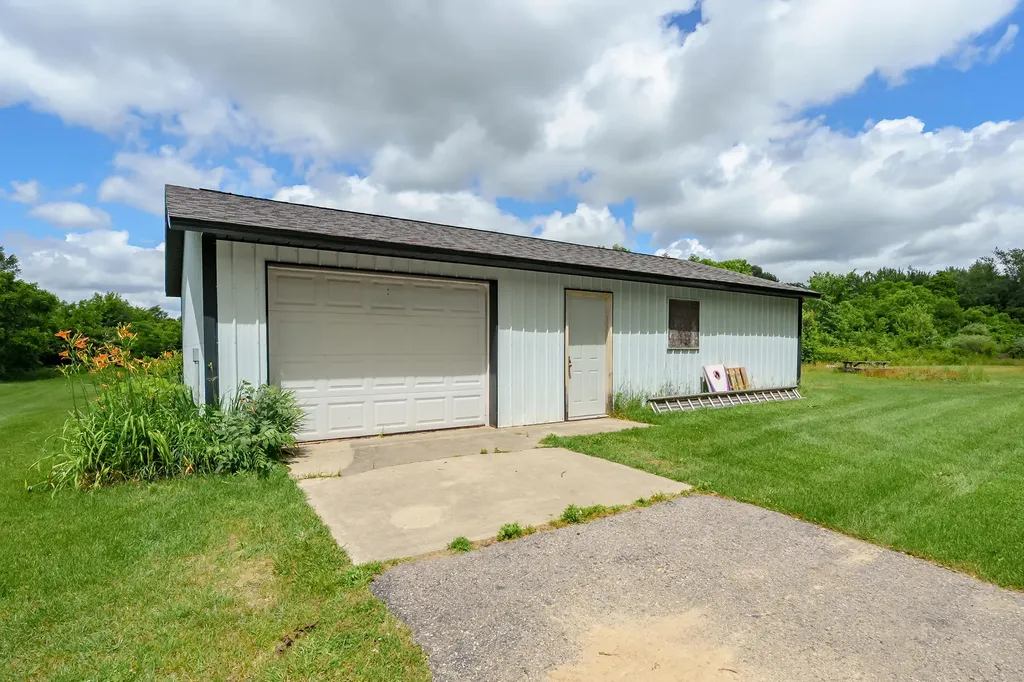 38701 County Road 665 Waverly Township MI 49079