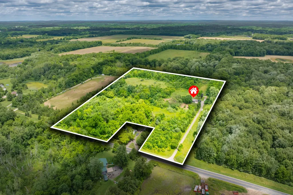38701 County Road 665 Waverly Township MI 49079