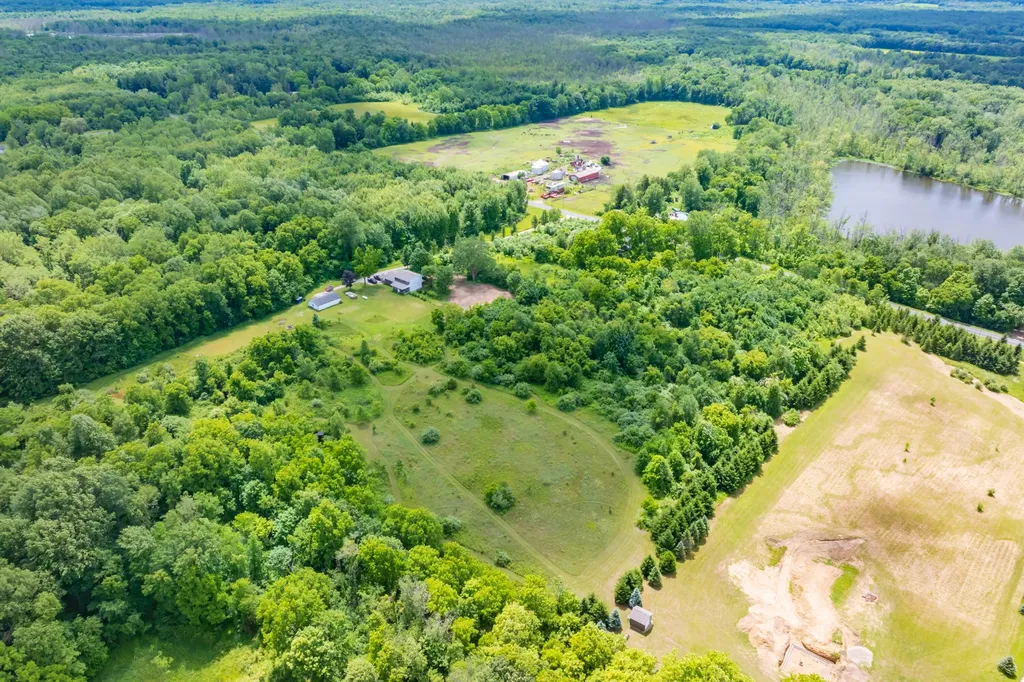 38701 County Road 665 Waverly Township MI 49079