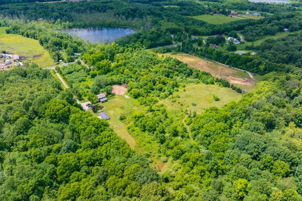 38701 County Road 665 Waverly Township MI 49079