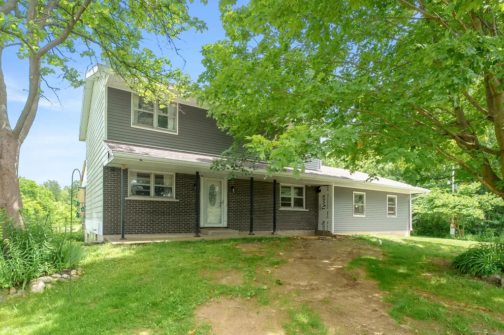 38701 County Road 665 Waverly Township MI 49079