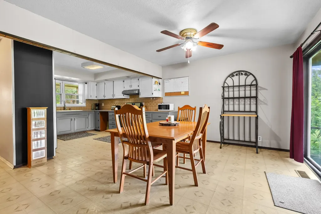 38701 County Road 665 Waverly Township MI 49079