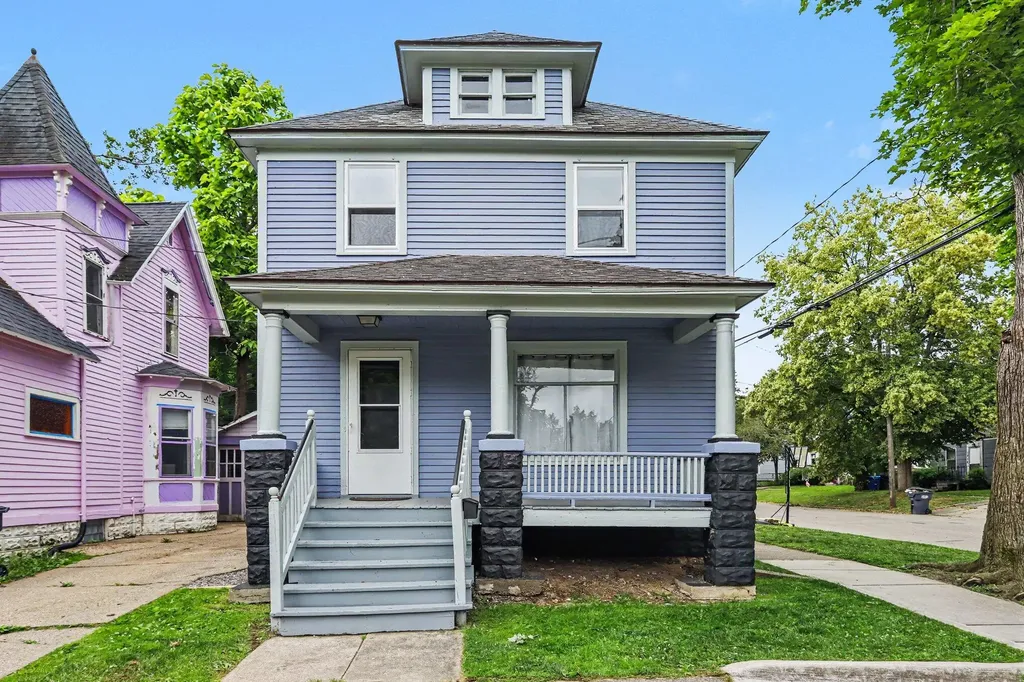 625 Mccourtie Street Kalamazoo City MI 49008