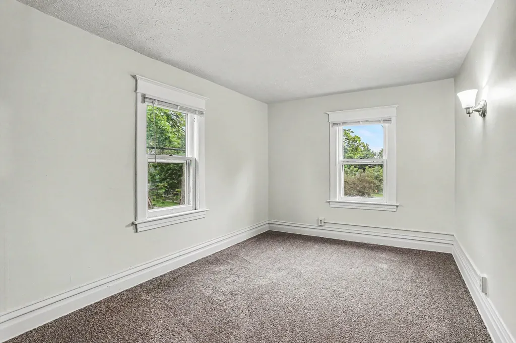 625 Mccourtie Street Kalamazoo City MI 49008