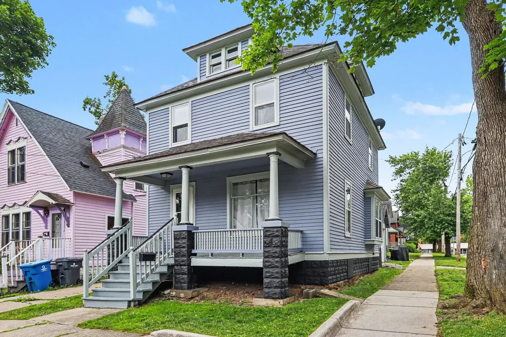 625 Mccourtie Street Kalamazoo City MI 49008