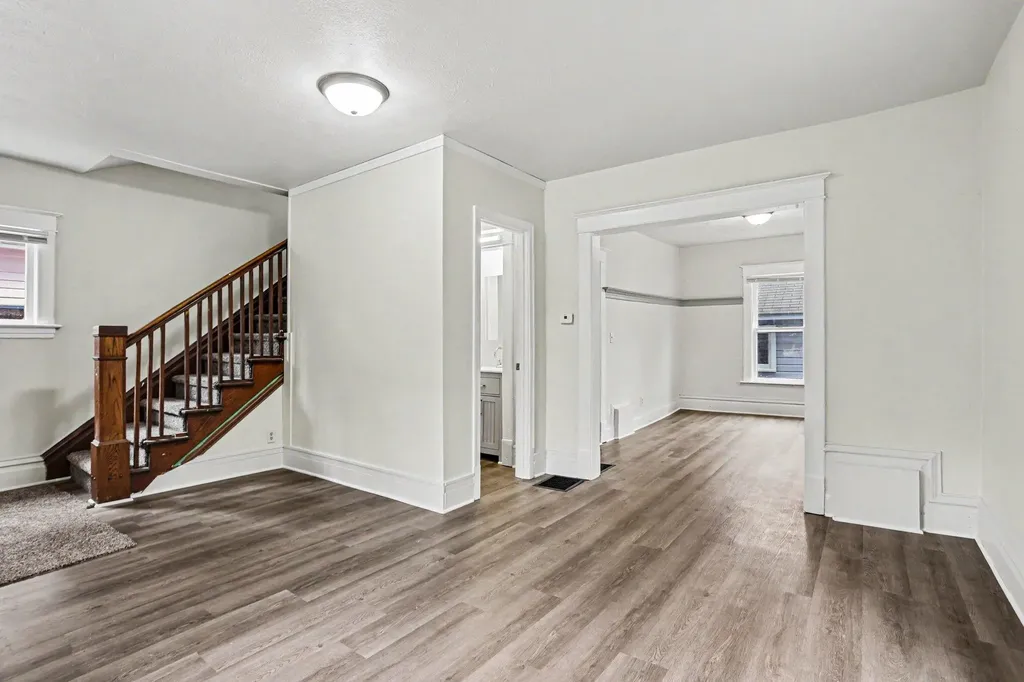 625 Mccourtie Street Kalamazoo City MI 49008