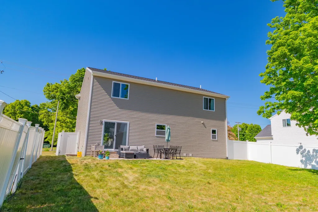 25091 Front Avenue Mattawan Village MI 49071