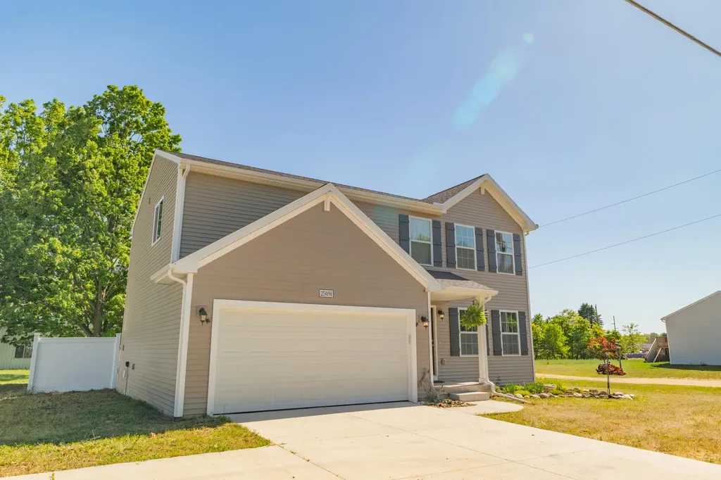 25091 Front Avenue Mattawan Village MI 49071