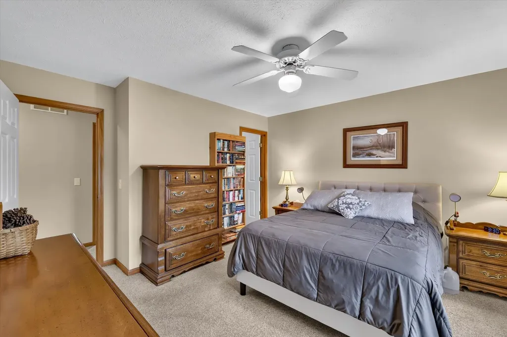 6294 Clovermeadows Avenue Pavilion Township MI 49088