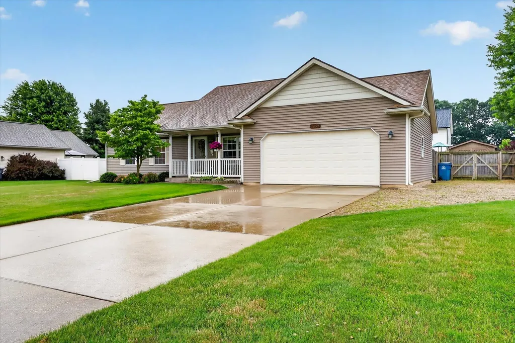 6294 Clovermeadows Avenue Pavilion Township MI 49088