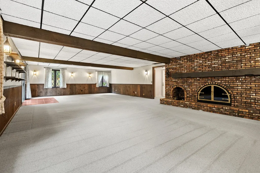 6926 W H Avenue Oshtemo Charter Township MI 49009