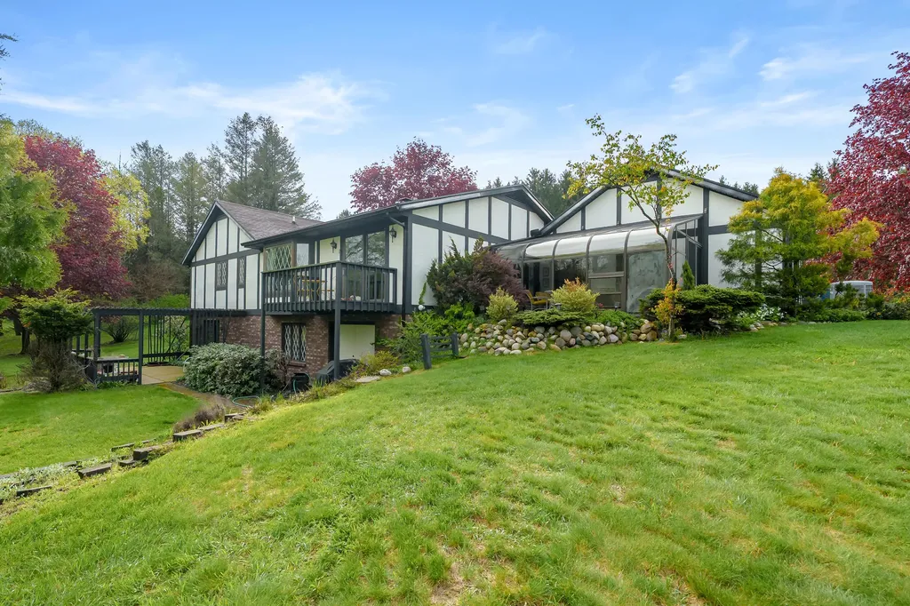6926 W H Avenue Oshtemo Charter Township MI 49009