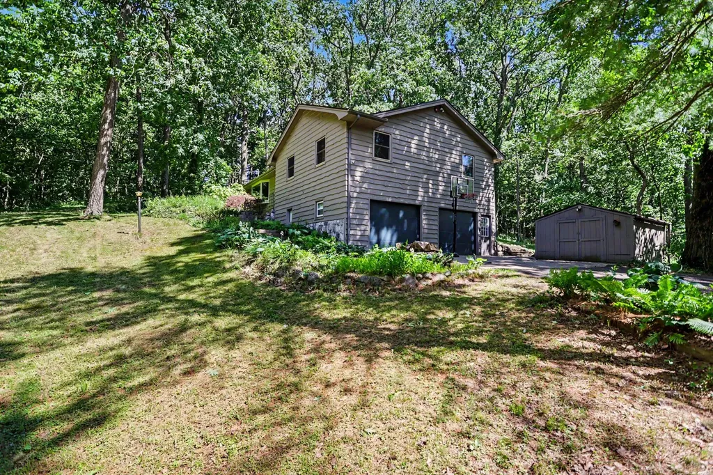 9408 E G Avenue Comstock Charter Township MI 49053