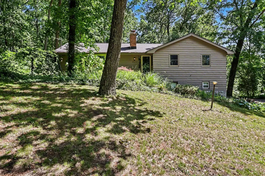 9408 E G Avenue Comstock Charter Township MI 49053