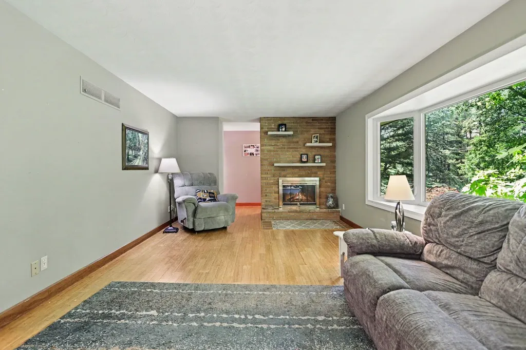 9408 E G Avenue Comstock Charter Township MI 49053